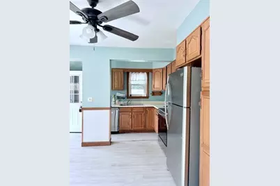 41 Highland St, Auburn, MA 01501 - Photo 9