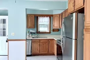 41 Highland St, Auburn, MA 01501 - Photo 9