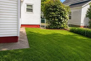 115 School St, Warren, MA 01083 - Photo 15