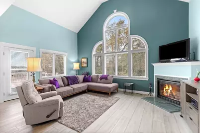 2 Beach Plum Ln #E, Bourne, MA 02532 - Photo 9