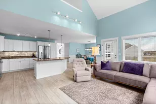 2 Beach Plum Ln, Bourne, MA 02532 - Photo 7