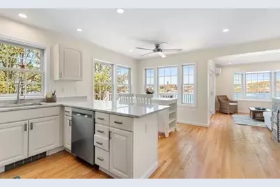 64 Rocky Neck Ave #B, Gloucester, MA 01930 - Photo 5