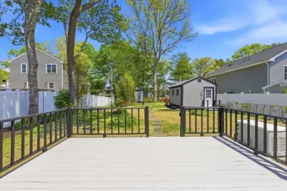 64 Rosepoint Ave, Wareham, MA 02576 - Photo 5