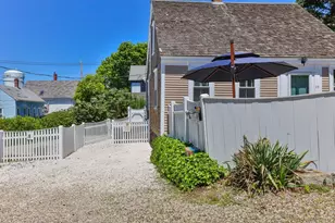15 Carver St, Provincetown, MA 02657 - Photo 29