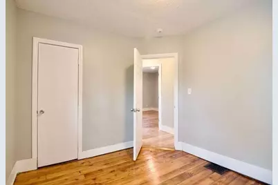 20 Crosby St, Springfield, MA 01105 - Photo 9