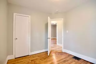 20 Crosby St, Springfield, MA 01105 - Photo 9