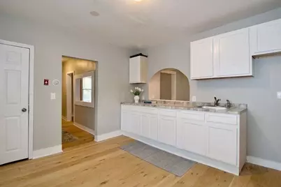 20 Crosby St, Springfield, MA 01105 - Photo 5