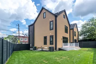 236 Lake St, Waltham, MA 02451 - Photo 35