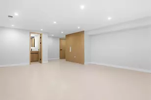 236 Lake St, Waltham, MA 02451 - Photo 35