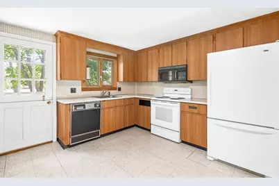 12 Hodgkins Dr, Ipswich, MA 01938 - Photo 11