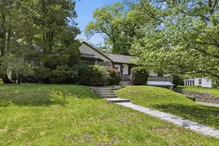 180 Eliot St, Brookline, MA 02467 - Photo 35