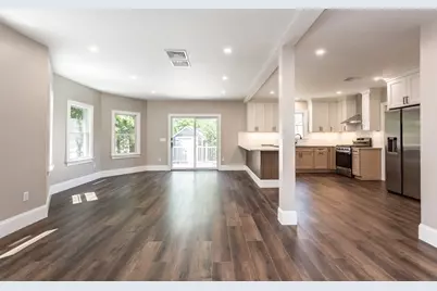 14 Wilmarth St, Attleboro, MA 02703 - Photo 13