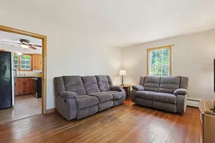 5 Robin Hood Dr, Seekonk, MA 02771 - Photo 7