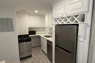 210 Hillside, Needham, MA 02494 - Photo 3