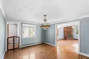 9 E Harbor Cir, Falmouth, MA 02536 - Photo 3