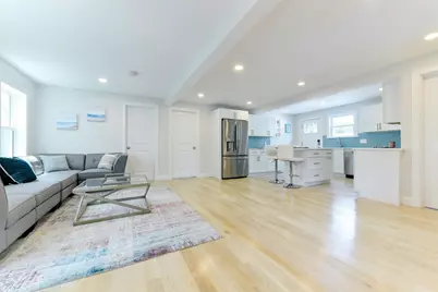 34 Underhill St #3, Winthrop, MA 02152 - Photo 5