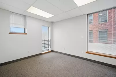 222 Carew St, Springfield, MA 01104 - Photo 21