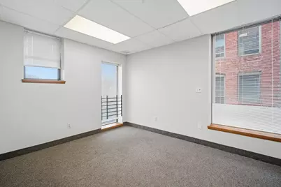 222 Carew St, Springfield, MA 01104 - Photo 21