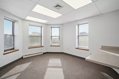 222 Carew St, Springfield, MA 01104 - Photo 19