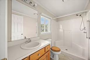 84 Trailwood Dr, Bridgewater, MA 02324 - Photo 9