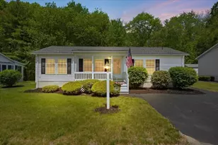 84 Trailwood Dr, Bridgewater, MA 02324 - Photo 15