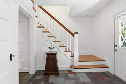2 Eaton Ct, Winchester, MA 01890 - Photo 7