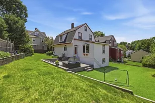 2 Eaton Ct, Winchester, MA 01890 - Photo 33