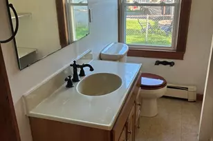 318-320 Winsor St, Ludlow, MA 01056 - Photo 9