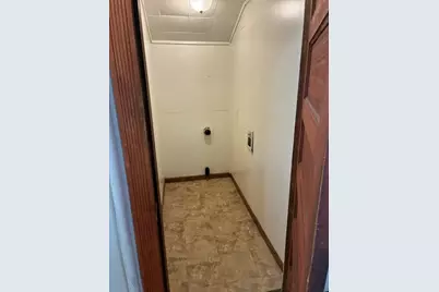 318-320 Winsor St, Ludlow, MA 01056 - Photo 11