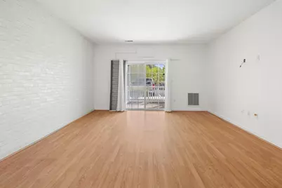 21 Hampshire Rd #101, Methuen, MA 01844 - Photo 9
