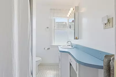 245 Tremont St, New Bedford, MA 02740 - Photo 21