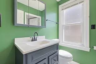 245 Tremont St, New Bedford, MA 02740 - Photo 13