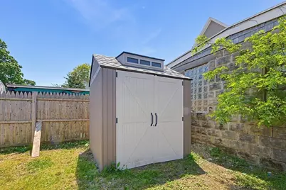 245 Tremont St, New Bedford, MA 02740 - Photo 25