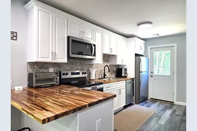 276 Sumner St #2, Stoughton, MA 02072 - Photo 3