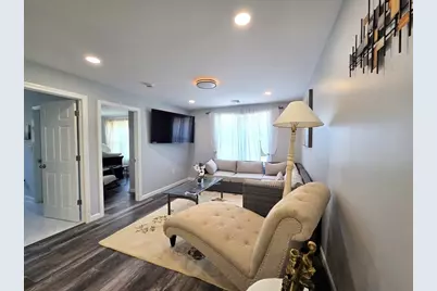 276 Sumner St #2, Stoughton, MA 02072 - Photo 5
