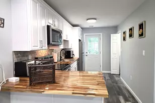 276 Sumner St, Stoughton, MA 02072 - Photo 5