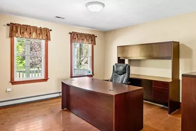 86 Mowry St, Mendon, MA 01756 - Photo 9
