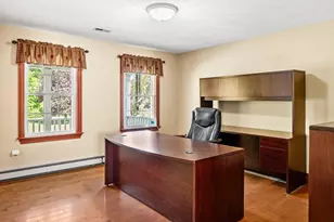 86 Mowry St, Mendon, MA 01756 - Photo 9