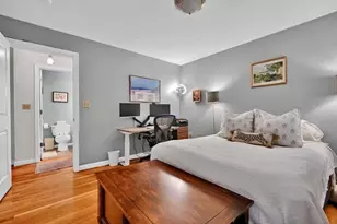 28 Monument St, Boston, MA 02129 - Photo 9