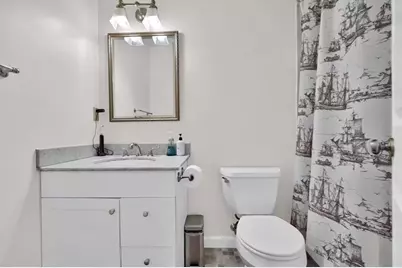 28 Monument St #2, Boston, MA 02129 - Photo 11