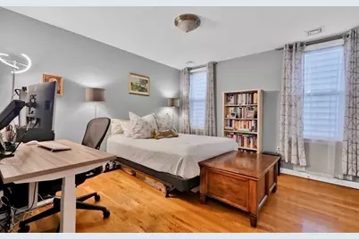 28 Monument St #2, Boston, MA 02129 - Photo 9