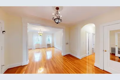 311 Tappan St #3, Brookline, MA 02445 - Photo 11