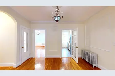 311 Tappan St #3, Brookline, MA 02445 - Photo 9