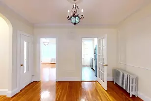 311 Tappan St, Brookline, MA 02445 - Photo 9