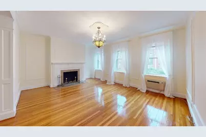 311 Tappan St #3, Brookline, MA 02445 - Photo 5