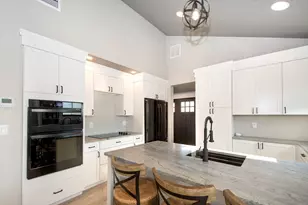 28 S Main St, Carver, MA 02330 - Photo 37