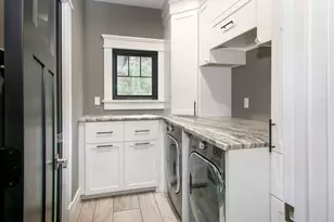 28 S Main St, Carver, MA 02330 - Photo 23