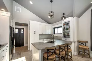 28 S Main St, Carver, MA 02330 - Photo 29
