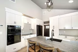 28 S Main St, Carver, MA 02330 - Photo 35