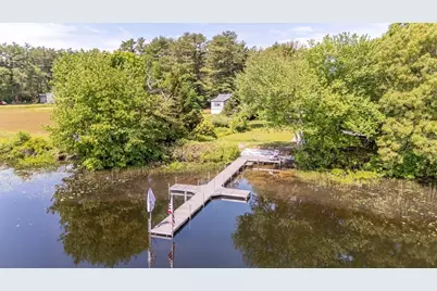 28 S. Main St., Carver, MA 02330 - Photo 17